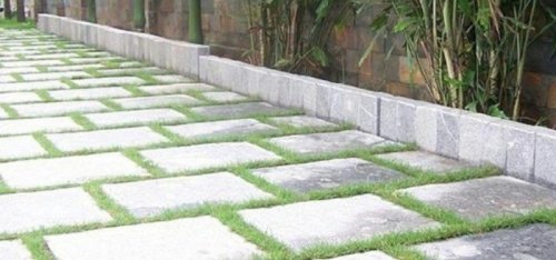 Năm 2024, đá chẻ lát sân Grantine trở thành lựa chọn hàng đầu của những ai muốn tạo nên không gian sân vườn đẹp mắt và hoàn hảo. Với độ bền cao, màu sắc đa dạng và khả năng chống trơn trượt, đá Grantine đáp ứng mọi yêu cầu của khách hàng.